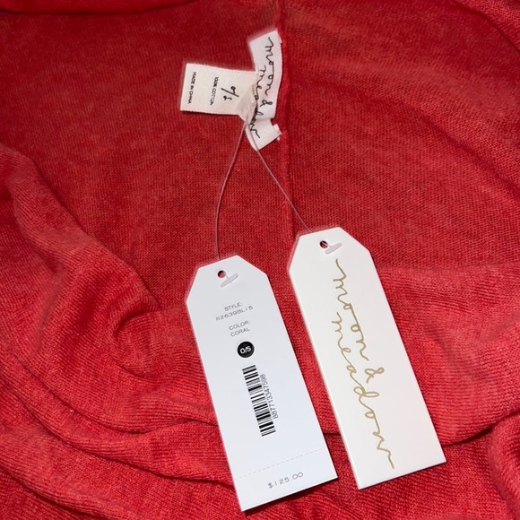 Moon & madison shawl - Picture 2 of 3